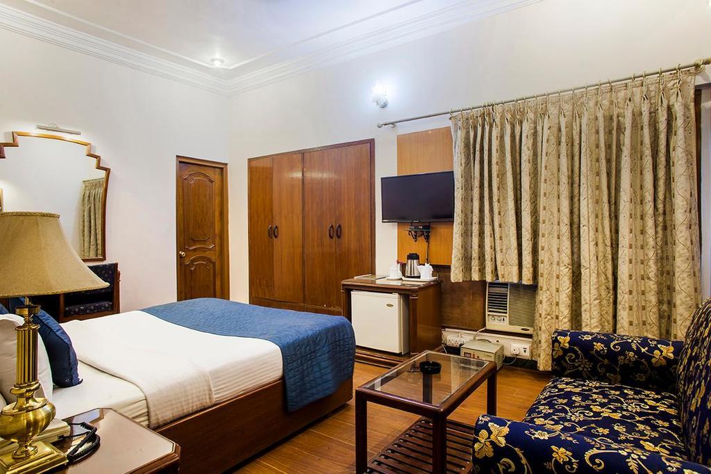 Hotel Imperial House Allahabad Exterior foto